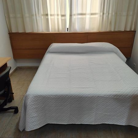 Hostal Jose Luis Brunete Exterior photo