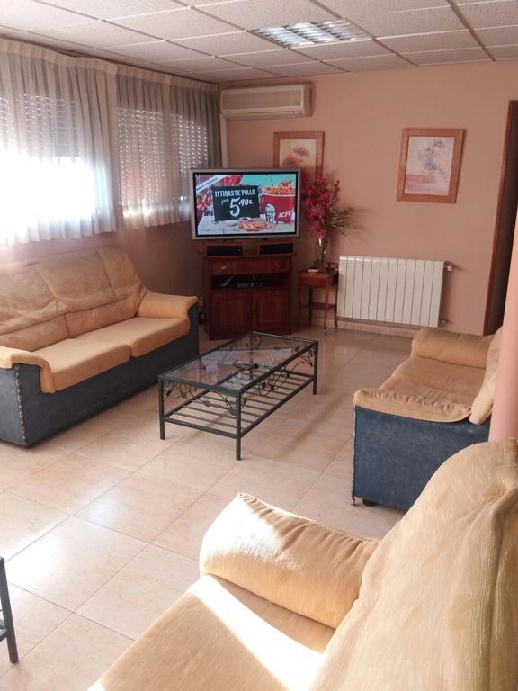 Hostal Jose Luis Brunete Exterior photo