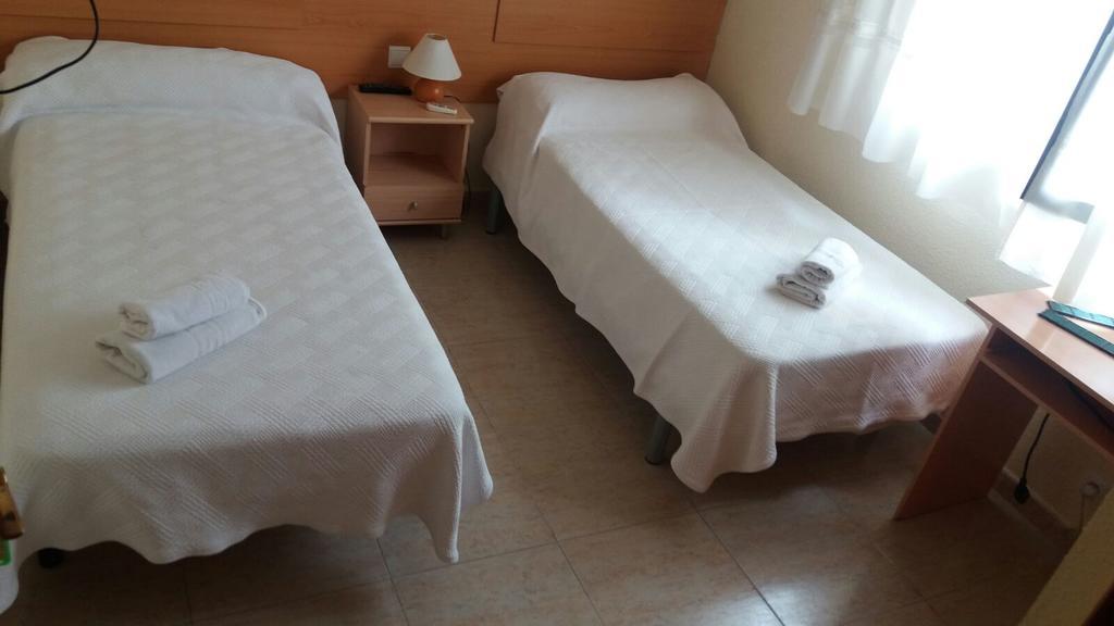 Hostal Jose Luis Brunete Exterior photo