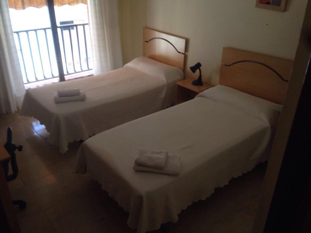 Hostal Jose Luis Brunete Exterior photo